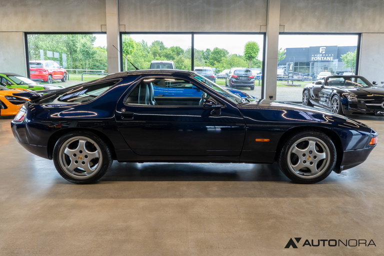 Porsche 928 GTS
