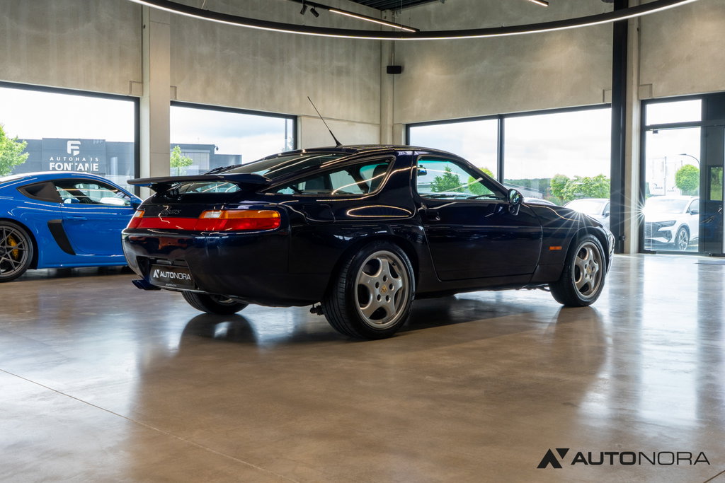 Porsche 928 GTS