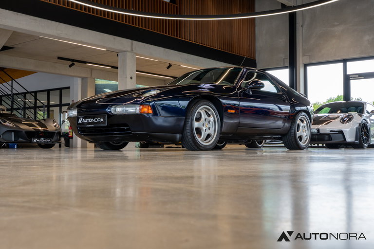 Porsche 928 GTS