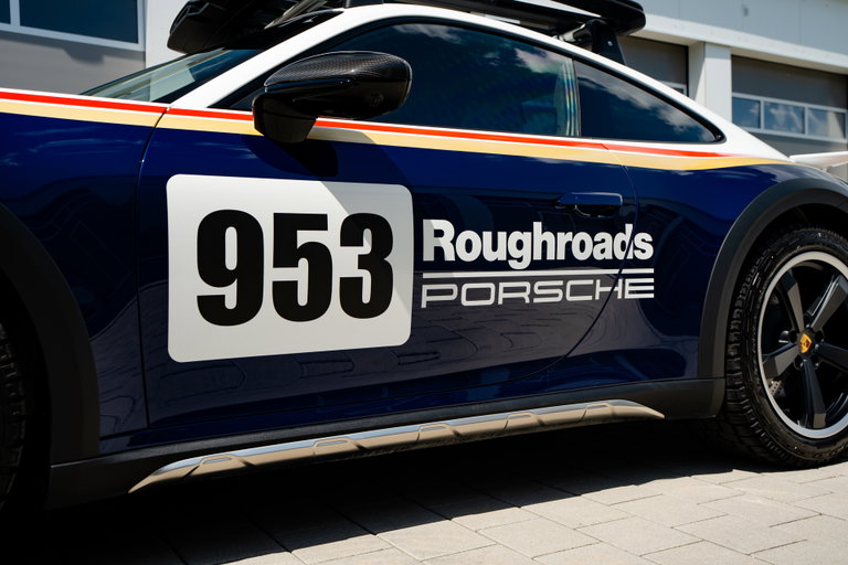 Porsche 911 Dakar