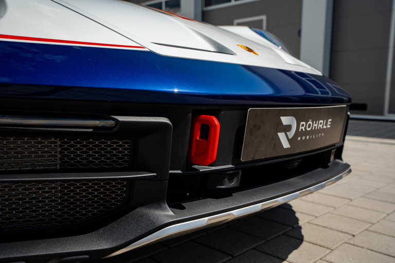 Porsche 911 Dakar