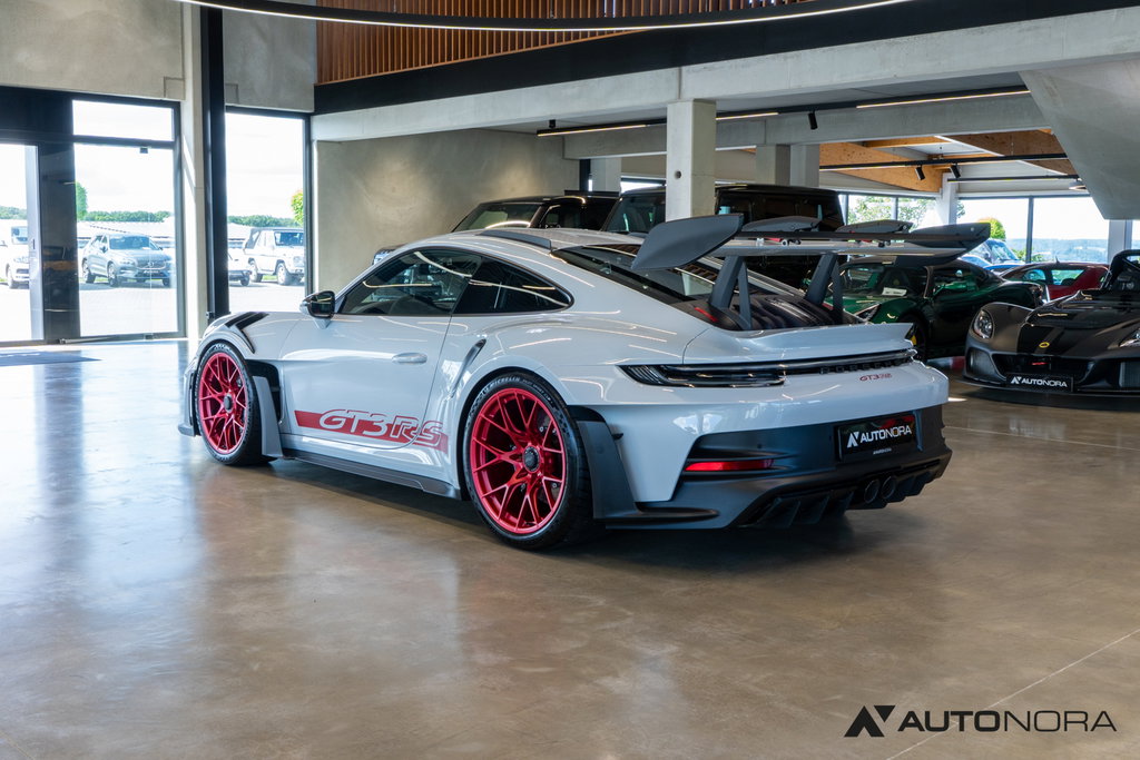 Porsche 992 GT3 RS