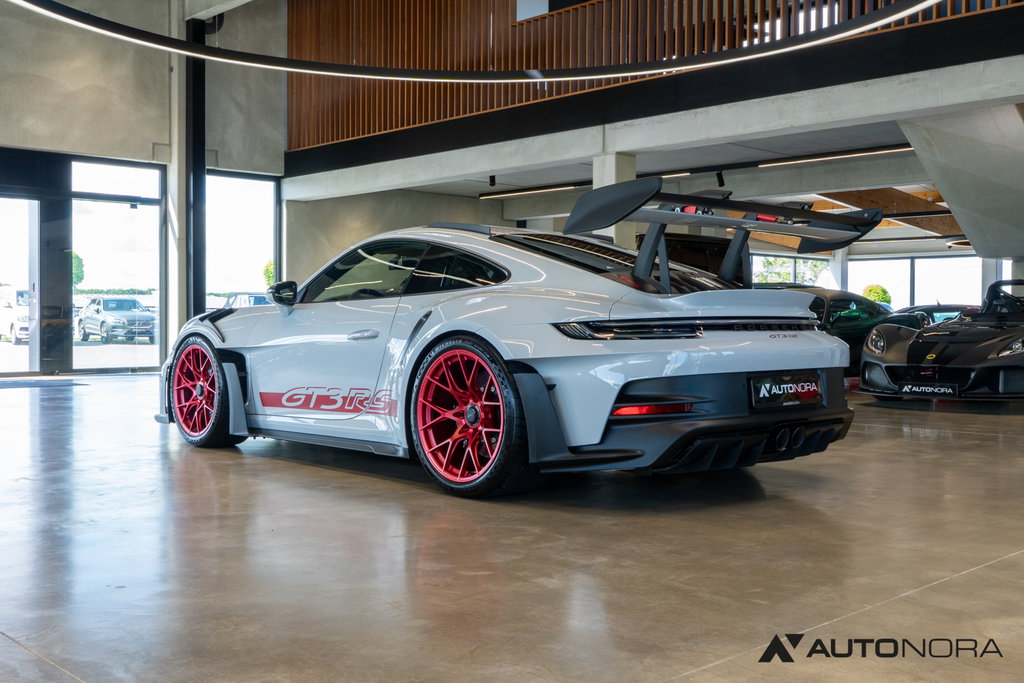 Porsche 992 GT3 RS