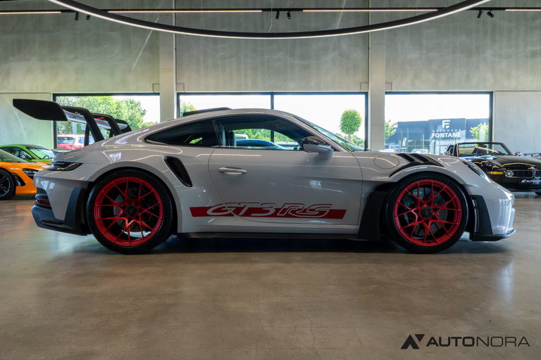 Porsche 992 GT3 RS