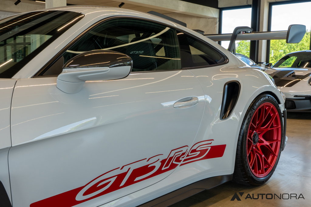 Porsche 992 GT3 RS