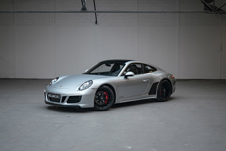 Porsche 991.2 Carrera 4 GTS
