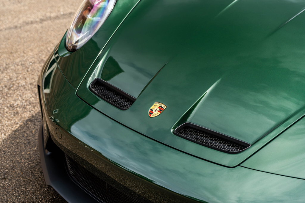 Porsche 992.2 GT3 Touring