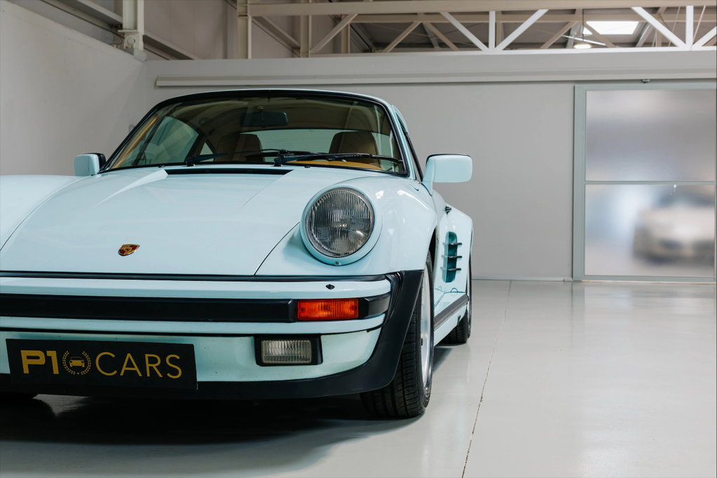 Porsche 911 Turbo 3.3