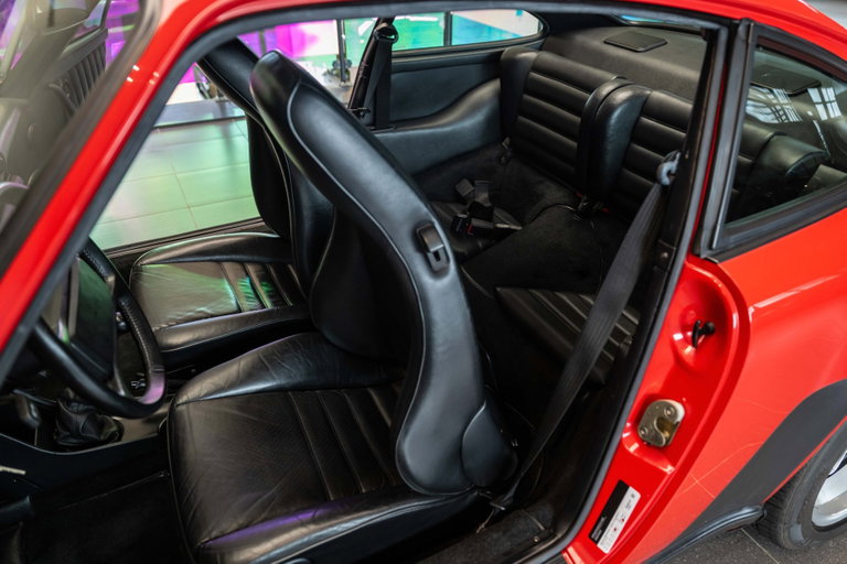 Porsche 911 Carrera 3.2