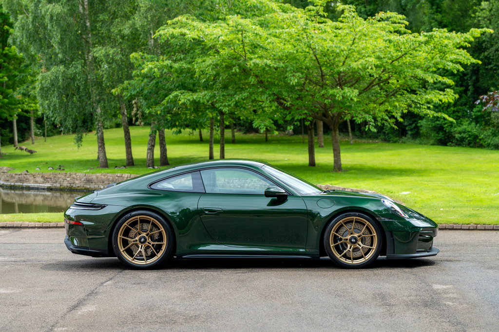 Porsche 992.2 GT3 Touring