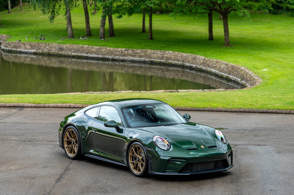 Porsche 992.2 GT3 Touring