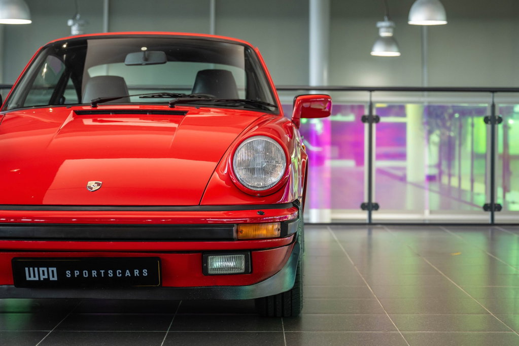 Porsche 911 Carrera 3.2