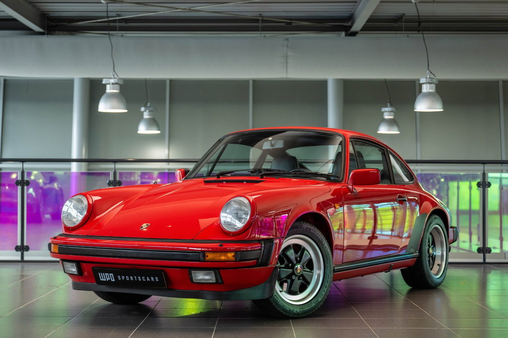 Porsche 911 Carrera 3.2