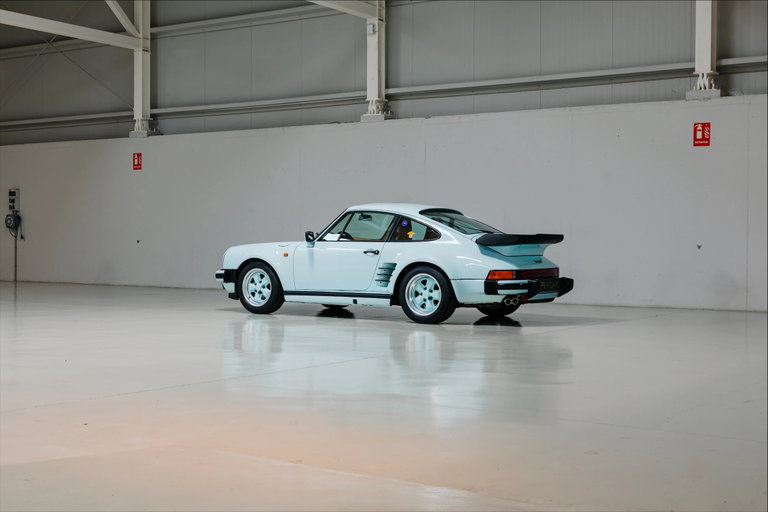 Porsche 911 Turbo 3.3