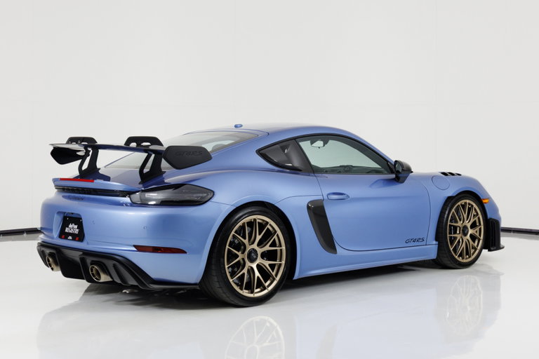 Porsche 718 Cayman GT4 RS