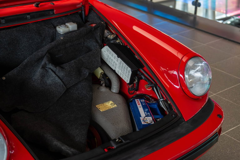 Porsche 911 Carrera 3.2