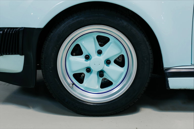 Porsche 911 Turbo 3.3