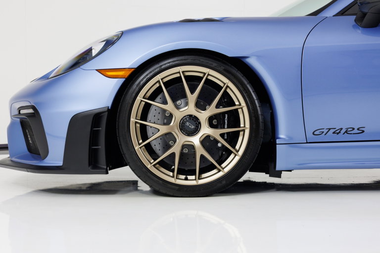 Porsche 718 Cayman GT4 RS
