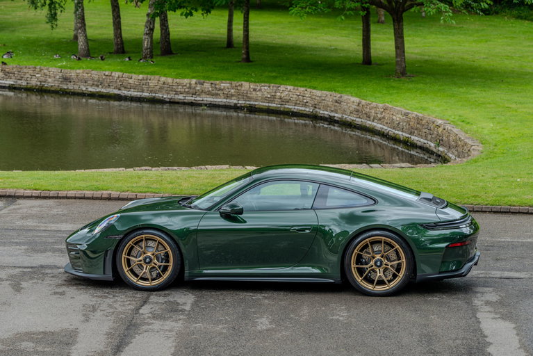 Porsche 992.2 GT3 Touring