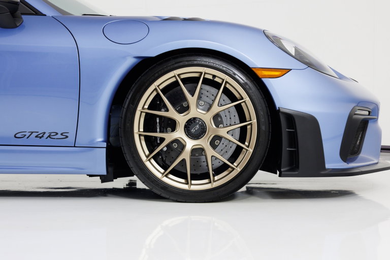 Porsche 718 Cayman GT4 RS