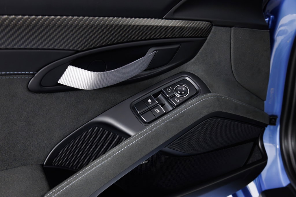 Porsche 718 Cayman GT4 RS