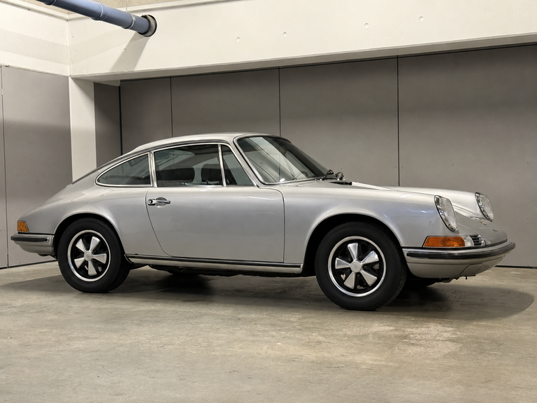 Porsche 911 T
