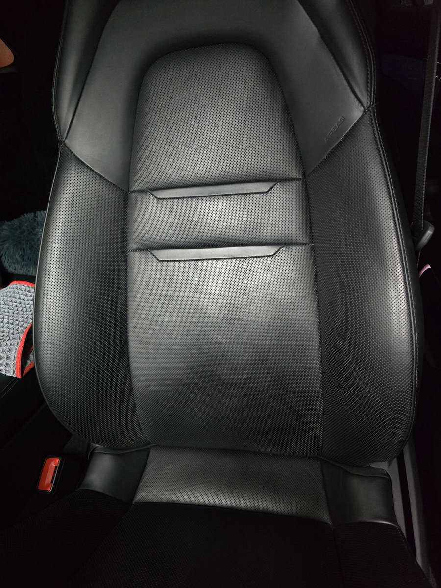 Porsche Panamera 4 E-Hybrid