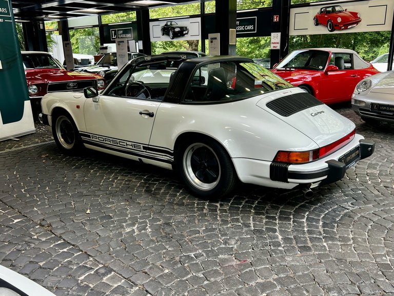 Porsche 911 Carrera 3.2