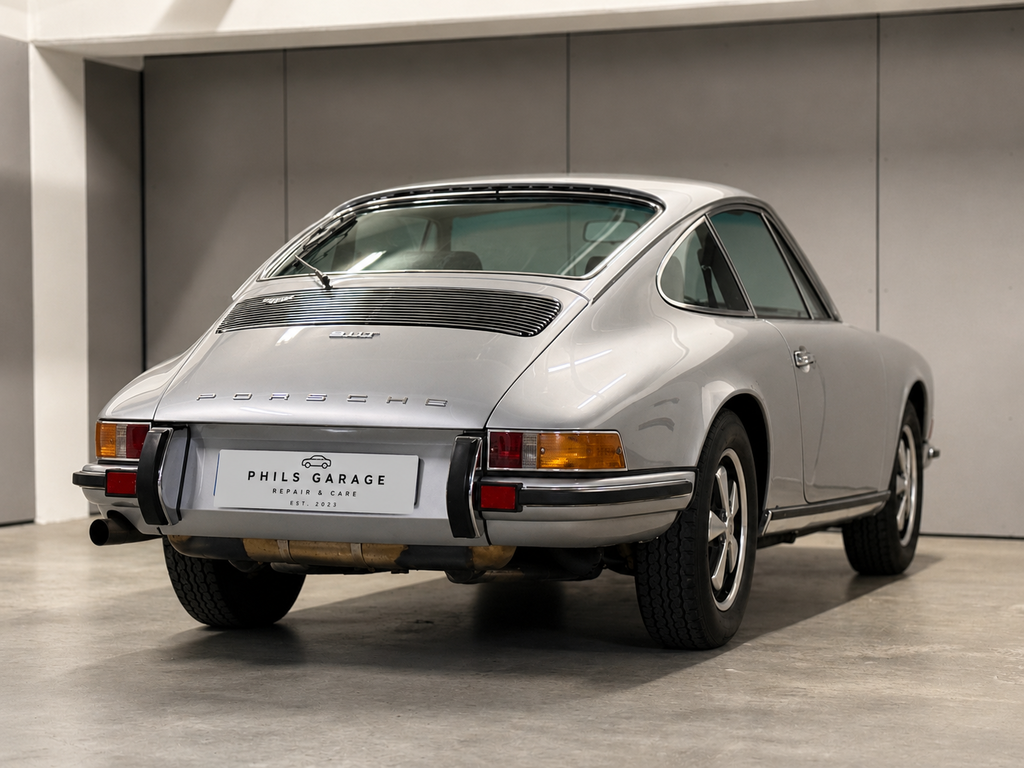 Porsche 911 T