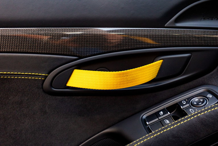 Porsche 718 Cayman GT4