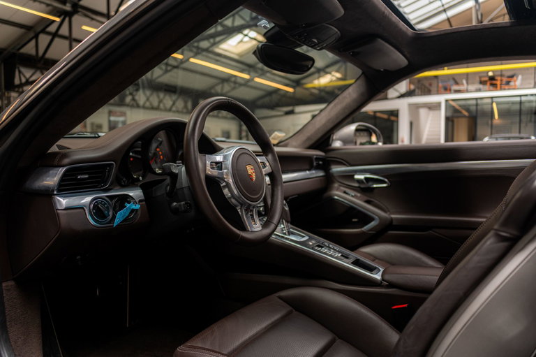 Porsche 991 Carrera 4S