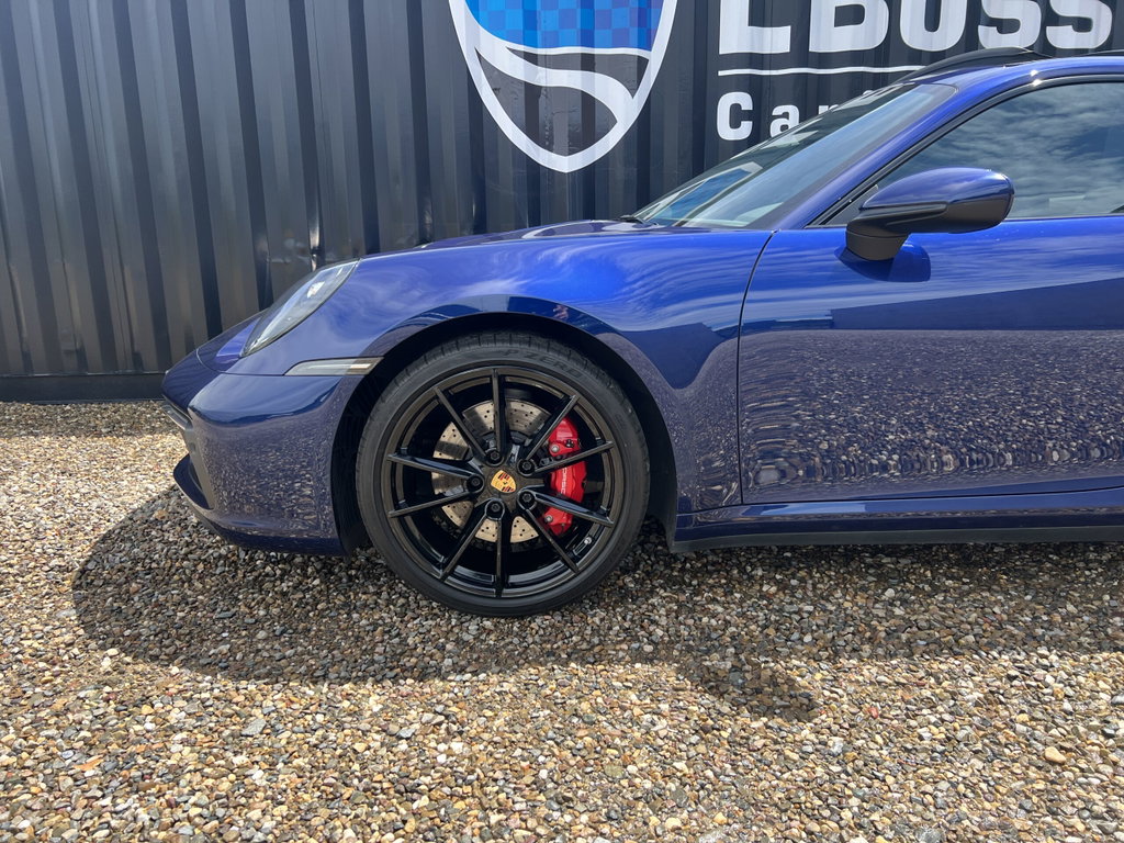 Porsche 992 Carrera 4S
