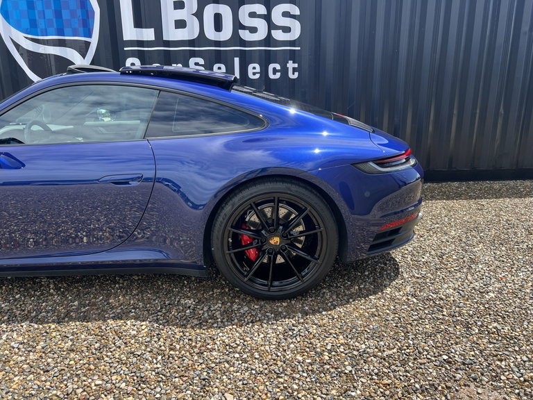 Porsche 992 Carrera 4S