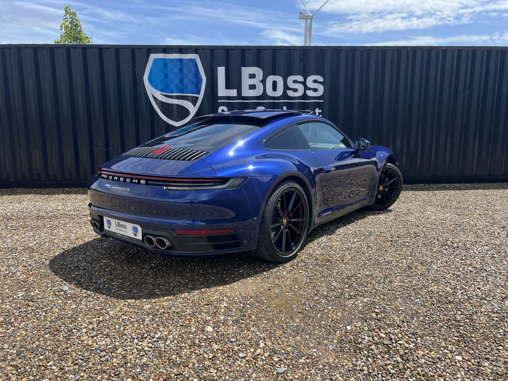 Porsche 992 Carrera 4S