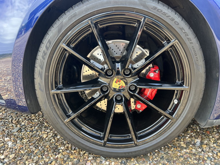 Porsche 992 Carrera 4S