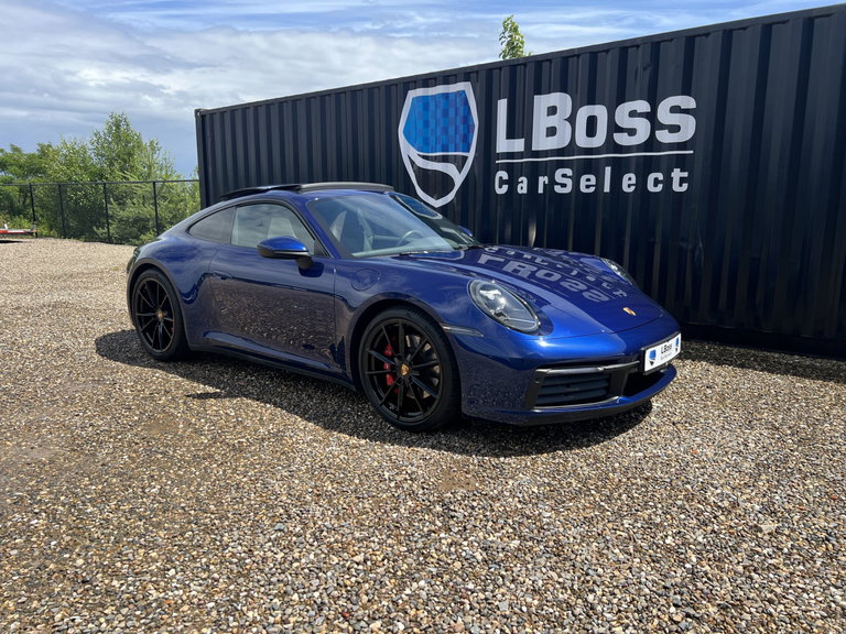 Porsche 992 Carrera 4S