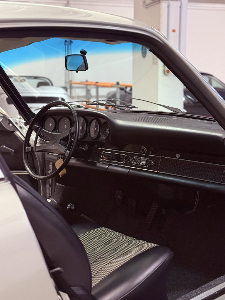 Porsche 911 T