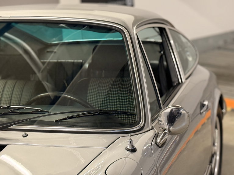 Porsche 911 T