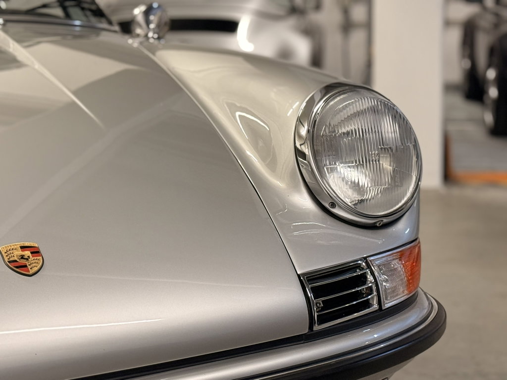 Porsche 911 T