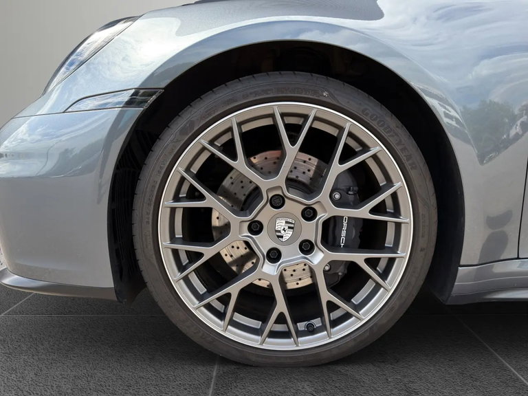 Porsche 992.2 Carrera