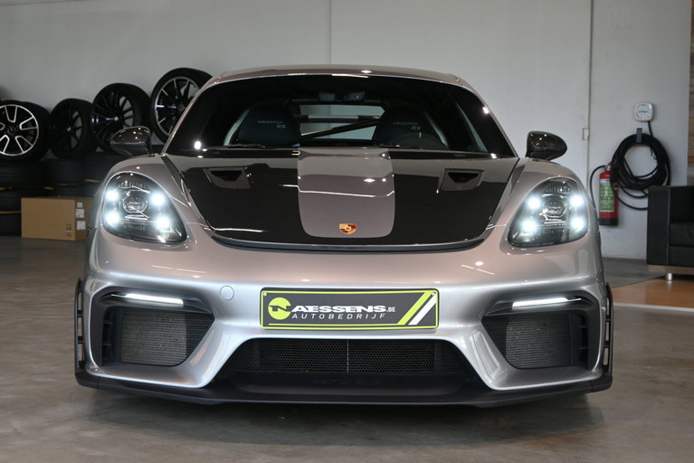 Porsche 718 Cayman GT4 RS