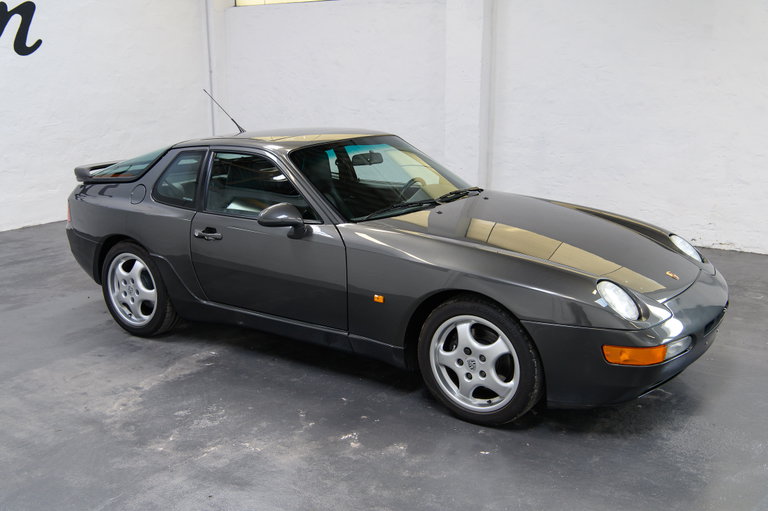 Porsche 968