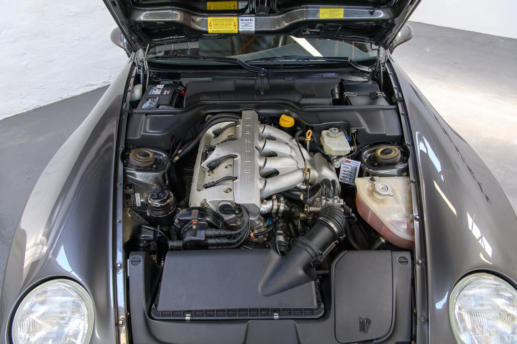 Porsche 968