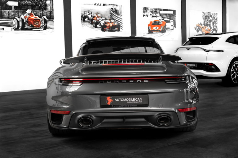 Porsche 992 Turbo