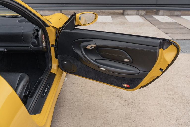 Porsche 996.2 Carrera 4S