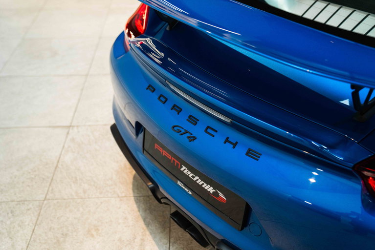Porsche 981 Cayman GT4