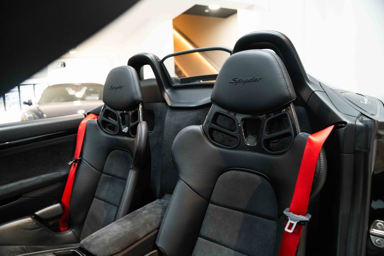 Porsche 981 Boxster Spyder