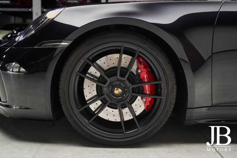 Porsche 992 Carrera GTS