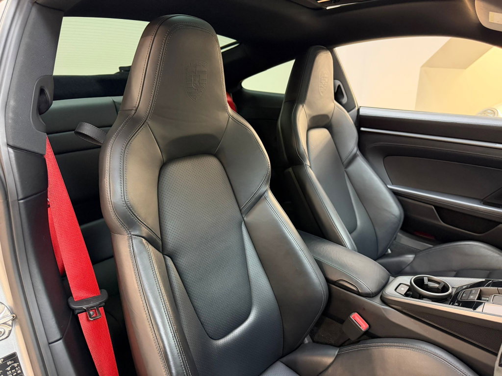 Porsche 992 Carrera S