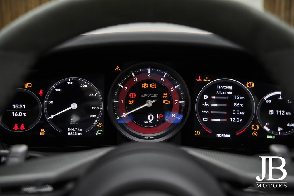 Porsche 992 Carrera GTS